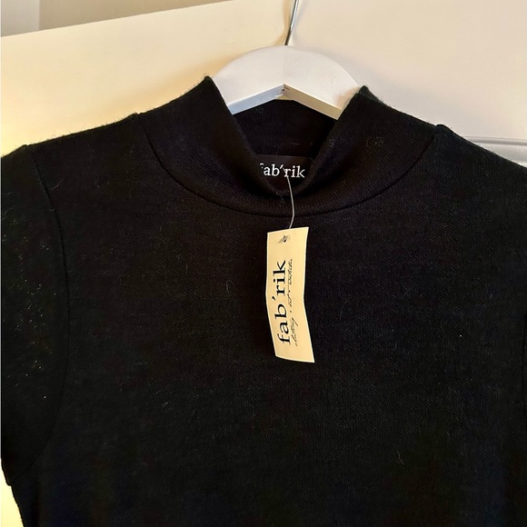 Fabrik Sweater Mock Turtleneck Dress.  Size Small.  NWT. - Picture 4 of 5